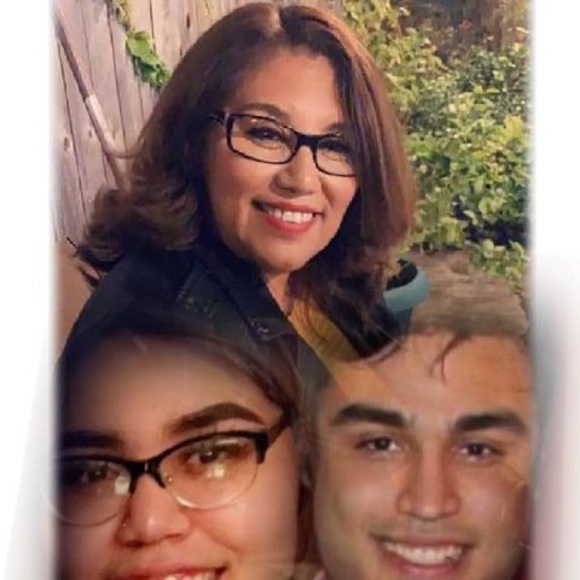 Meet your Posher, Rocio - Picture 1 of 1